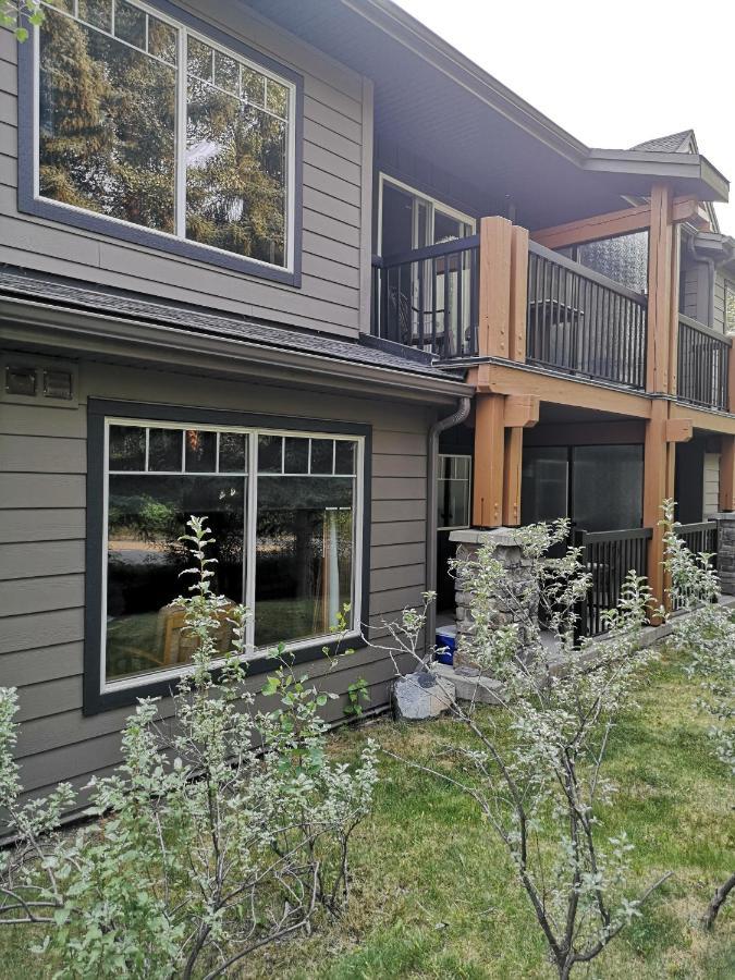 Apartamento Rocky Mountain Getaway Canmore Exterior foto